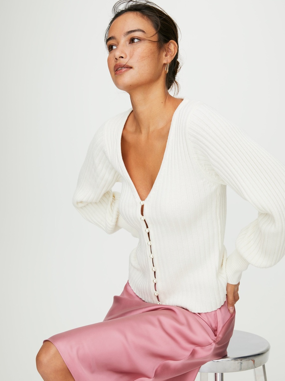 Aritzia Wilfred Pearl Sweater/Cardigan (White/Cream)